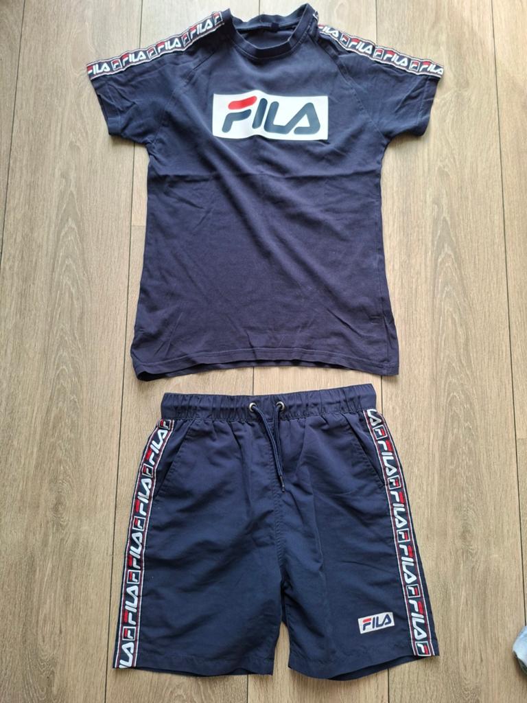 Donkerblauw FILA setje - maat 140, Kinderen en Baby's, Kinderkleding | Maat 140, Fila, Jongen of Meisje, Ophalen of Verzenden