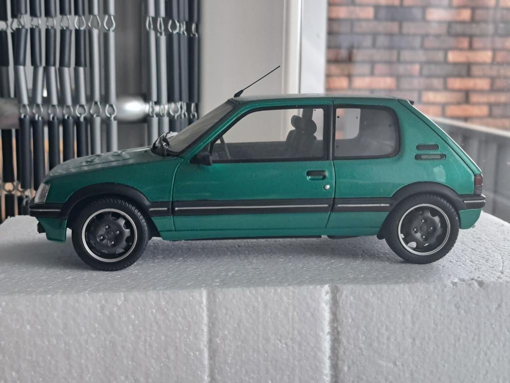 Otto models Peugeot 205 Griffe 1:18, Hobby en Vrije tijd, Modelauto's | 1:18, Ophalen of Verzenden, Zo goed als nieuw, Auto, OttOMobile