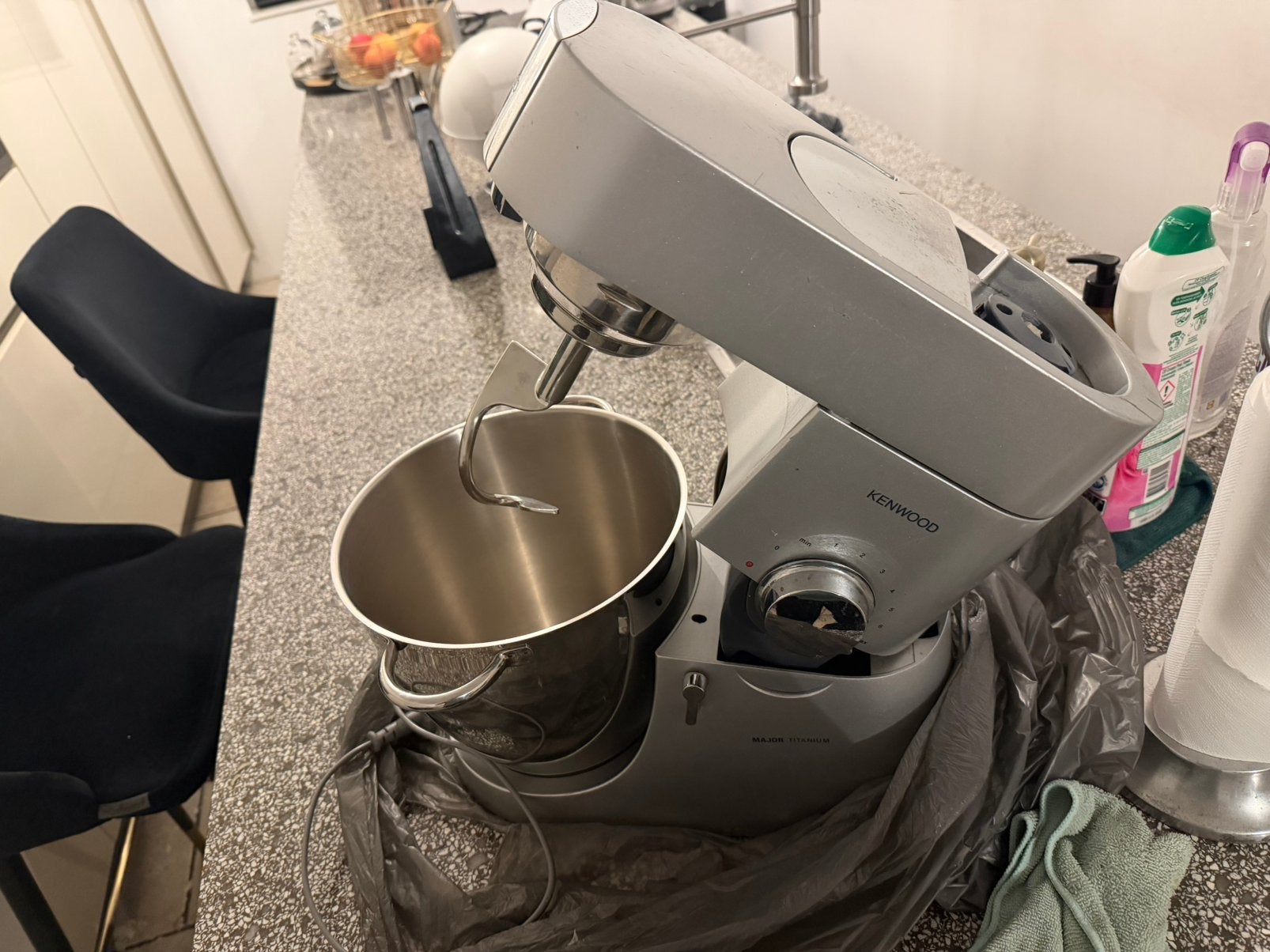 Kenwood Major Titanium, 4 liter of meer, Ophalen, 3 snelheden of meer