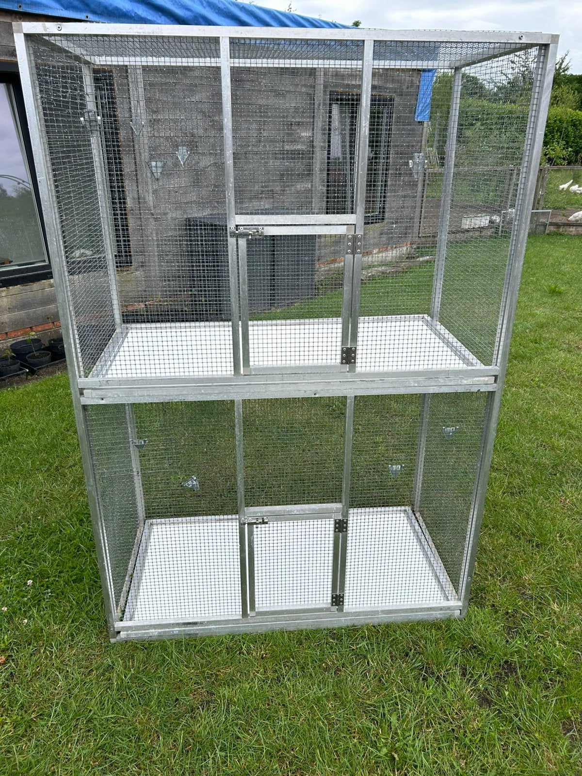 Mooie dubbele volière, Dieren en Toebehoren, Vogels | Hokken en Kooien, Ophalen, Zo goed als nieuw, Aluminium, Volière