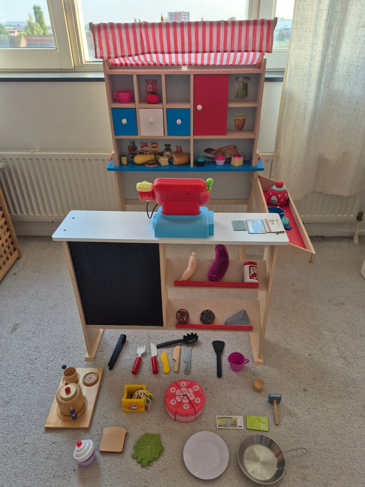 Houten speelgoedwinkel/keuken met accessoires, Kinderen en Baby's, Speelgoed | Educatief en Creatief, Ophalen, Zo goed als nieuw