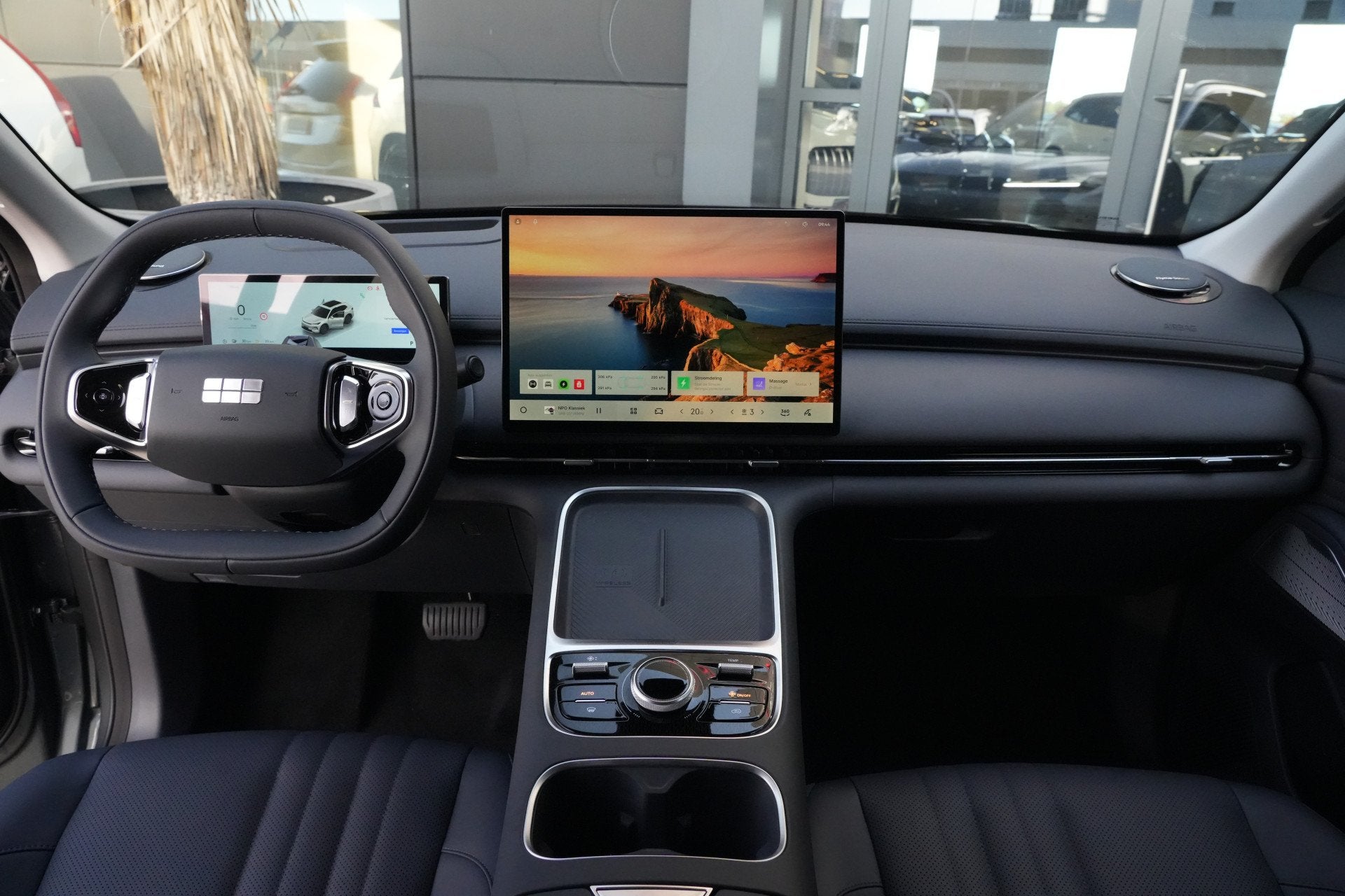 GEELY Starray EM-i 1.5 Max+ | PHEV | 262 PK | Panoramadak |, Gebruikt, Zwart, Starray EM-i, 1790 kg