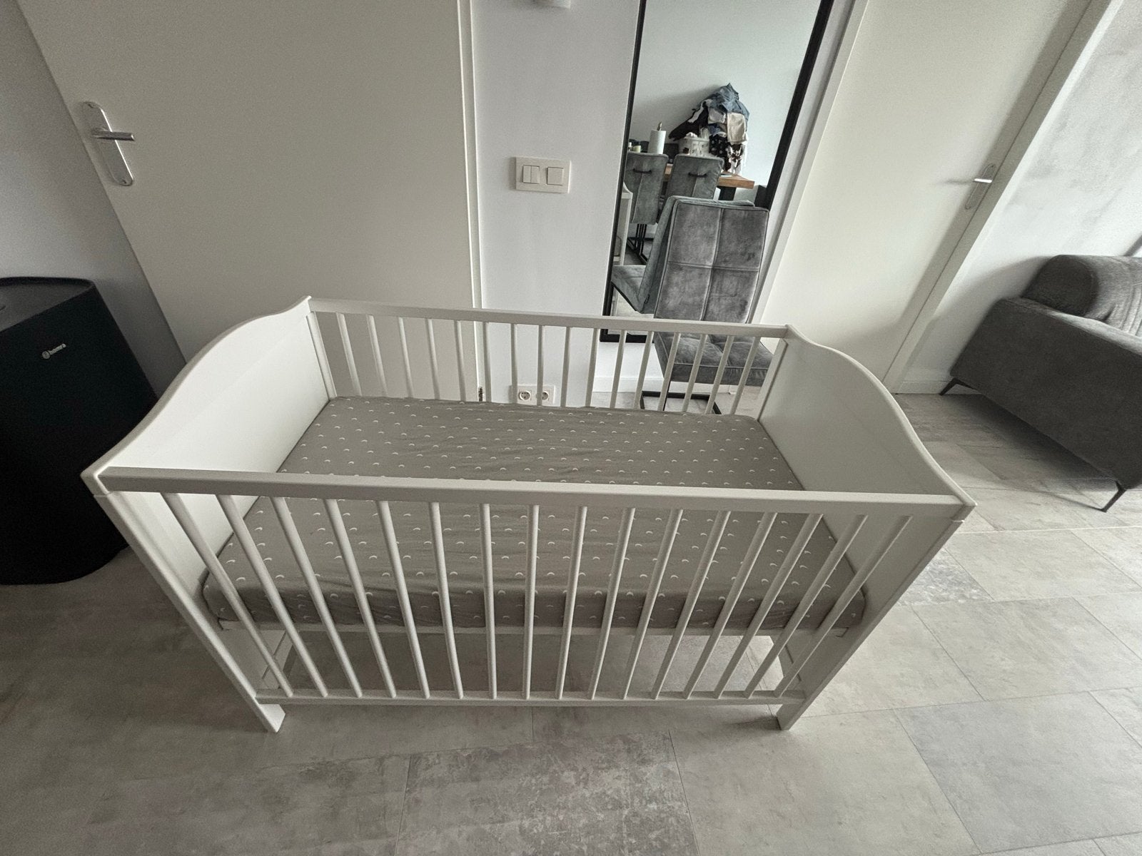 Wit ledikant met matras voor baby, Ophalen, Zo goed als nieuw, Ledikant