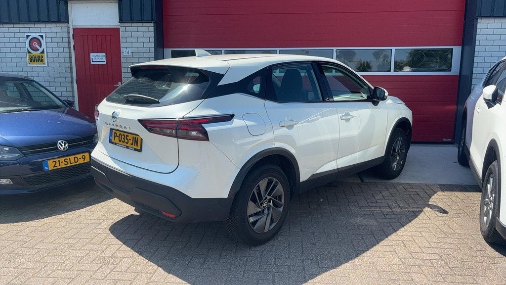 Nissan Qashqai 1.3 MHEV Business Access PARELMOER / CAMERA /, Auto's, Voorwielaandrijving, 1304 kg, Stof, Gebruikt