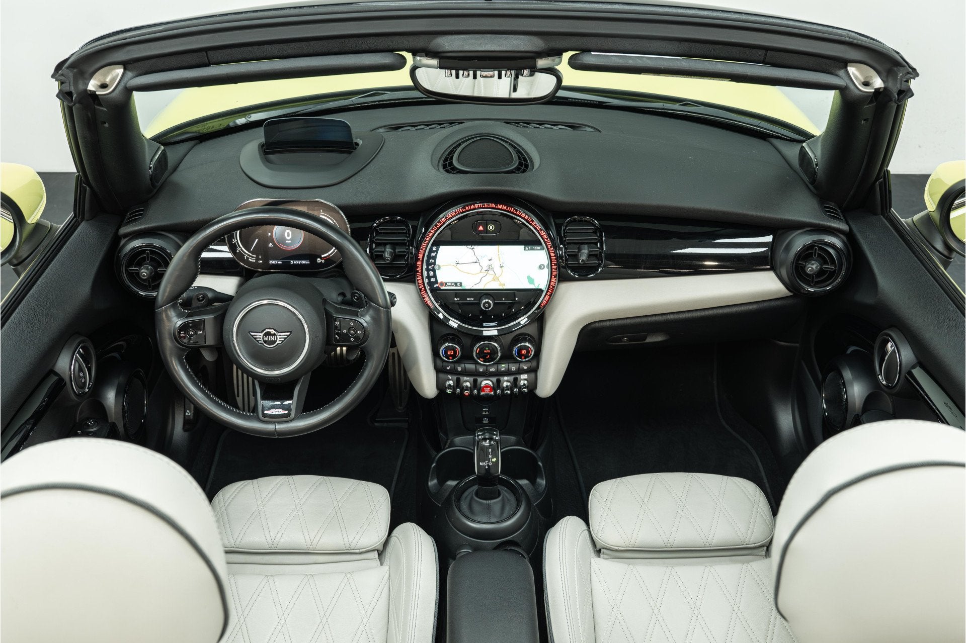 MINI Cabrio Cooper S JCW Automaat / Sportstoelen / Keyless E, Auto's, 1998 cc, 15 km/l, 4 cilinders, Bedrijf