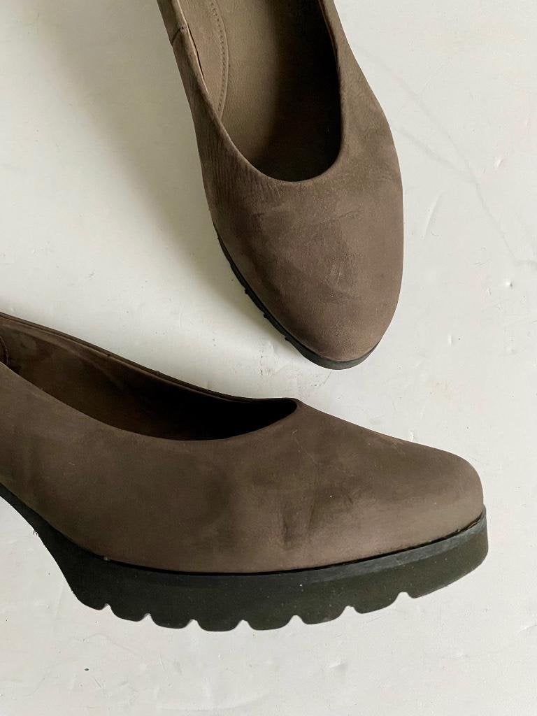 H941 Gabor maat 38,5=5,5 pumps schoenen hak bruin, Bruin, Gabor, Ophalen of Verzenden, Zo goed als nieuw