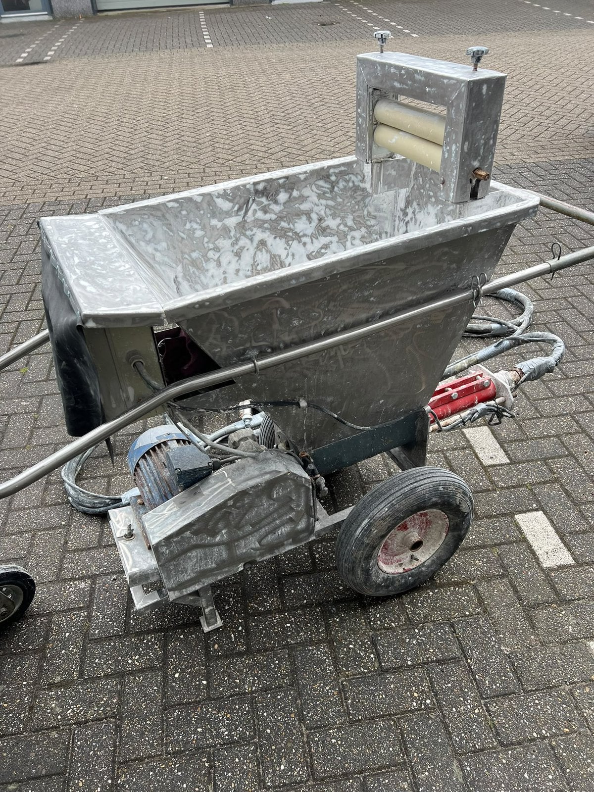 Spackspuit Machine, Ophalen, Gebruikt