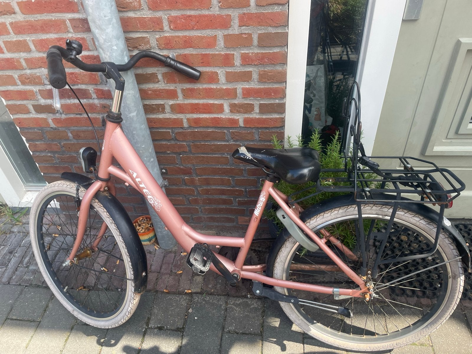 Altec 24 inch kinderfiets met bagagedrager, Fietsen en Brommers, Fietsen | Meisjes, Ophalen, Gebruikt, 24 inch