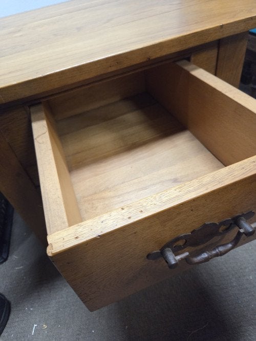 bijzettafel/ salontafel eiken massief, Ophalen of Verzenden, 'T Olde Gre-j, Info@toldegrej.nl, Endepoelstraat 20f Didam