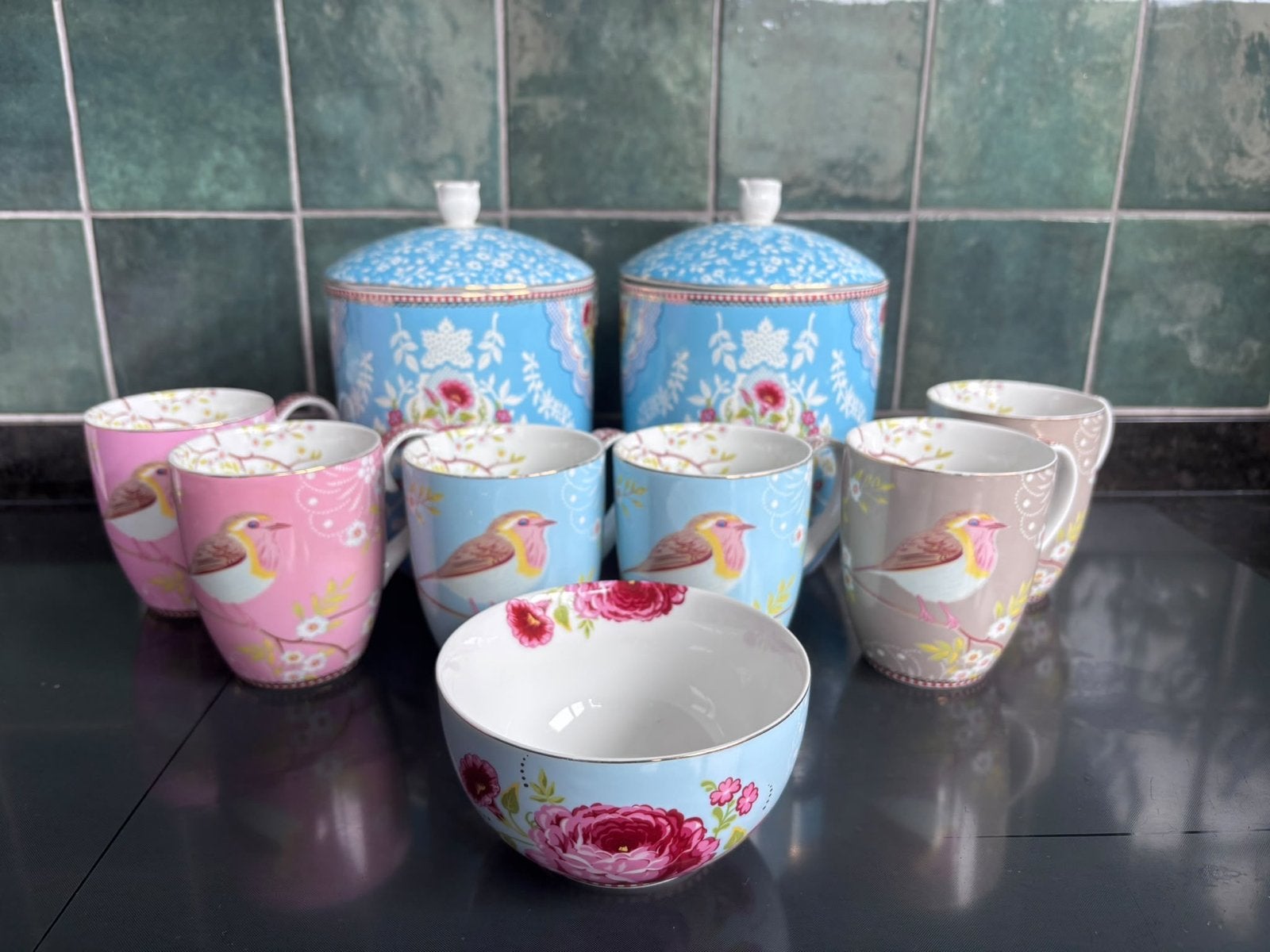 Pip Studio servies set: 2 voorraadpotten, 6 mokken, schaaltj, Ophalen, Gebruikt, Keramiek, Pip Studio