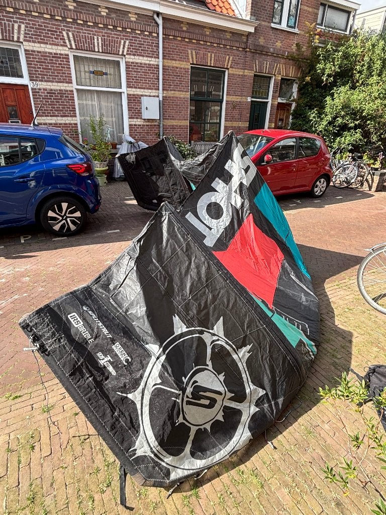 Kite Set Slingshot RPM (7/10 m2 + bar) in goede staat, Ophalen, Gebruikt, Kitesurf-set, Directional