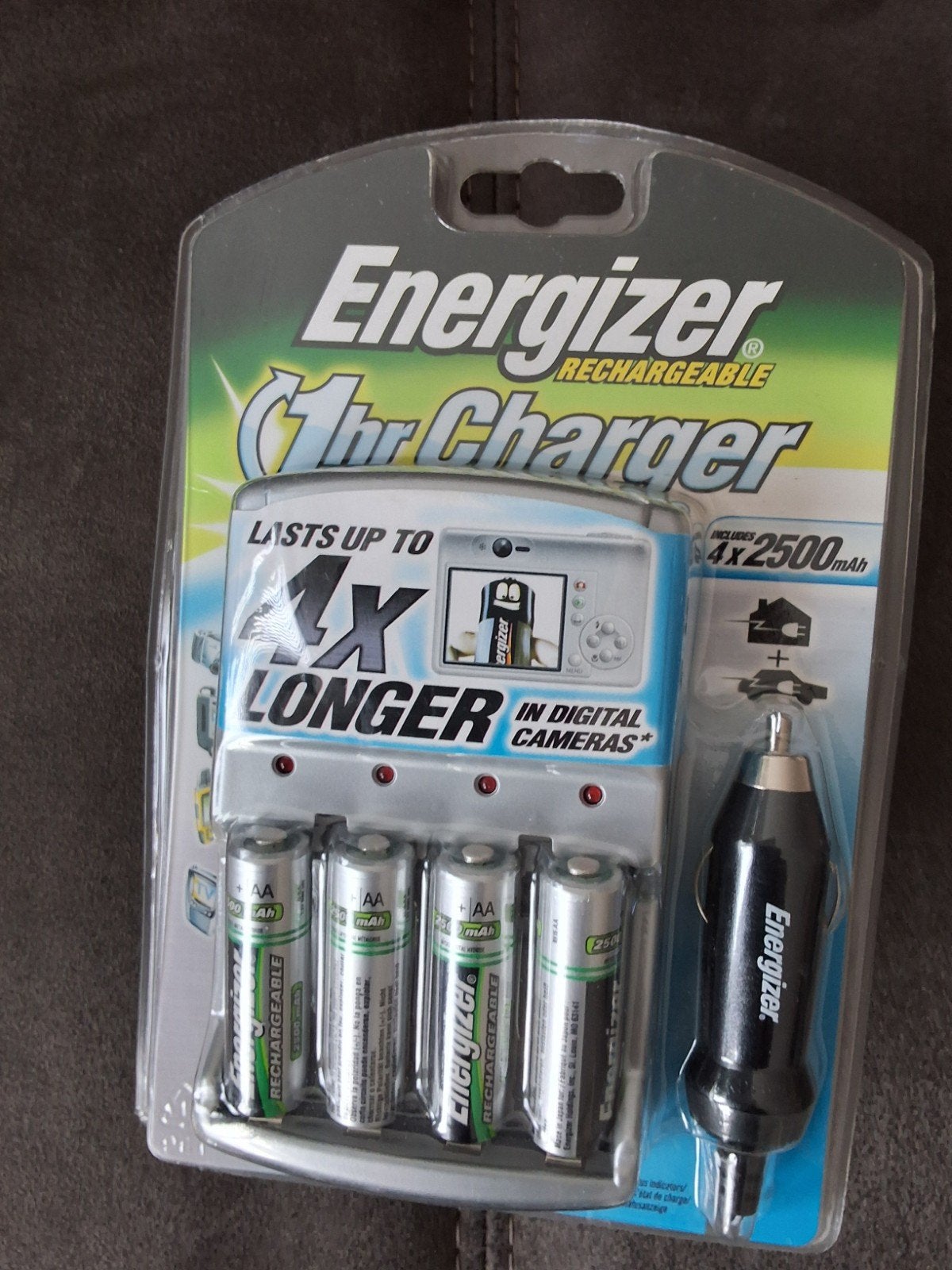 Energizer 1hr Oplader met 4x 2500mAh AA Batterijen, Ophalen