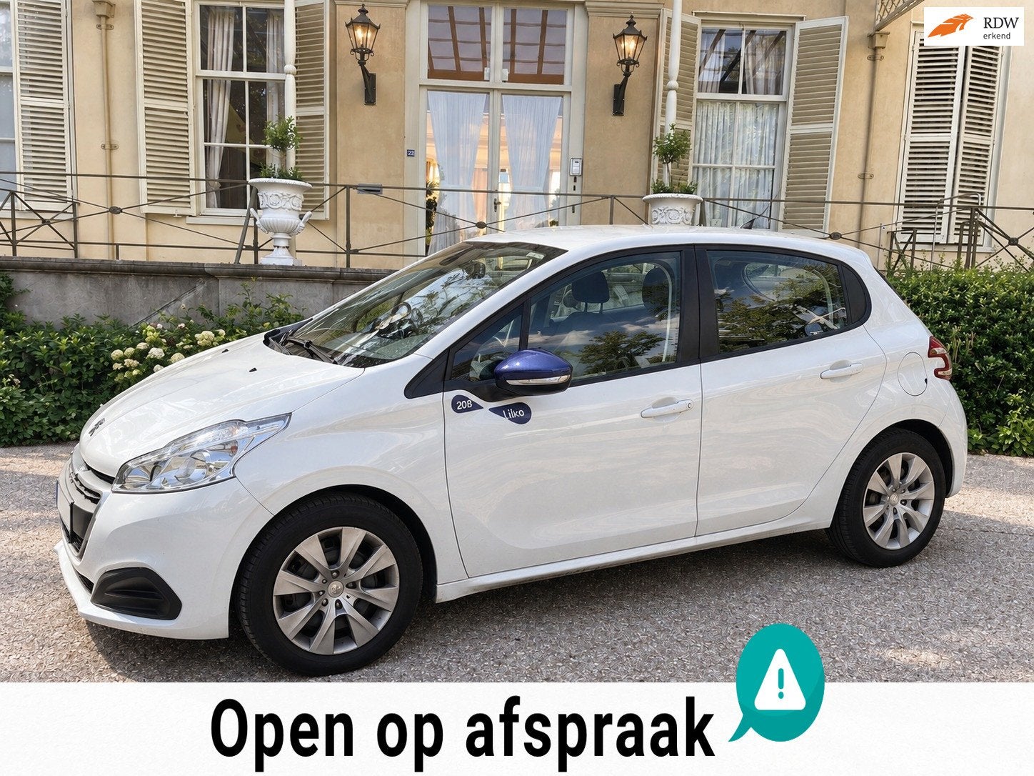 Peugeot 208 1.2 PureTech Like 5DRS AIRCO ADVERTENTIE LEZEN !, Auto's, Voorwielaandrijving, Euro 6, 1199 cc, Origineel Nederlands