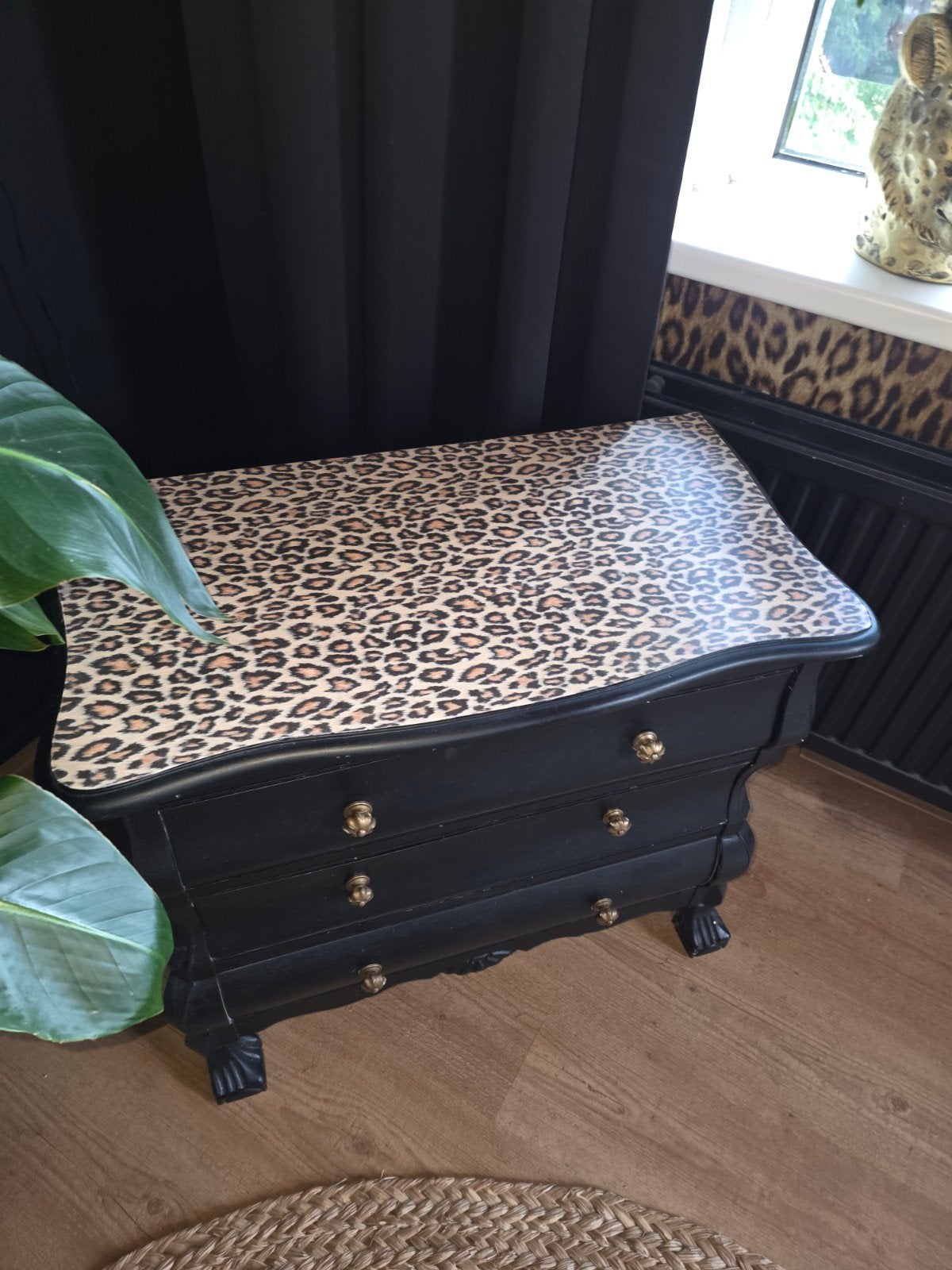 Opgepimpt kastje met dierenprint blad, Ophalen, Minder dan 50 cm, Gebruikt, Minder dan 25 cm
