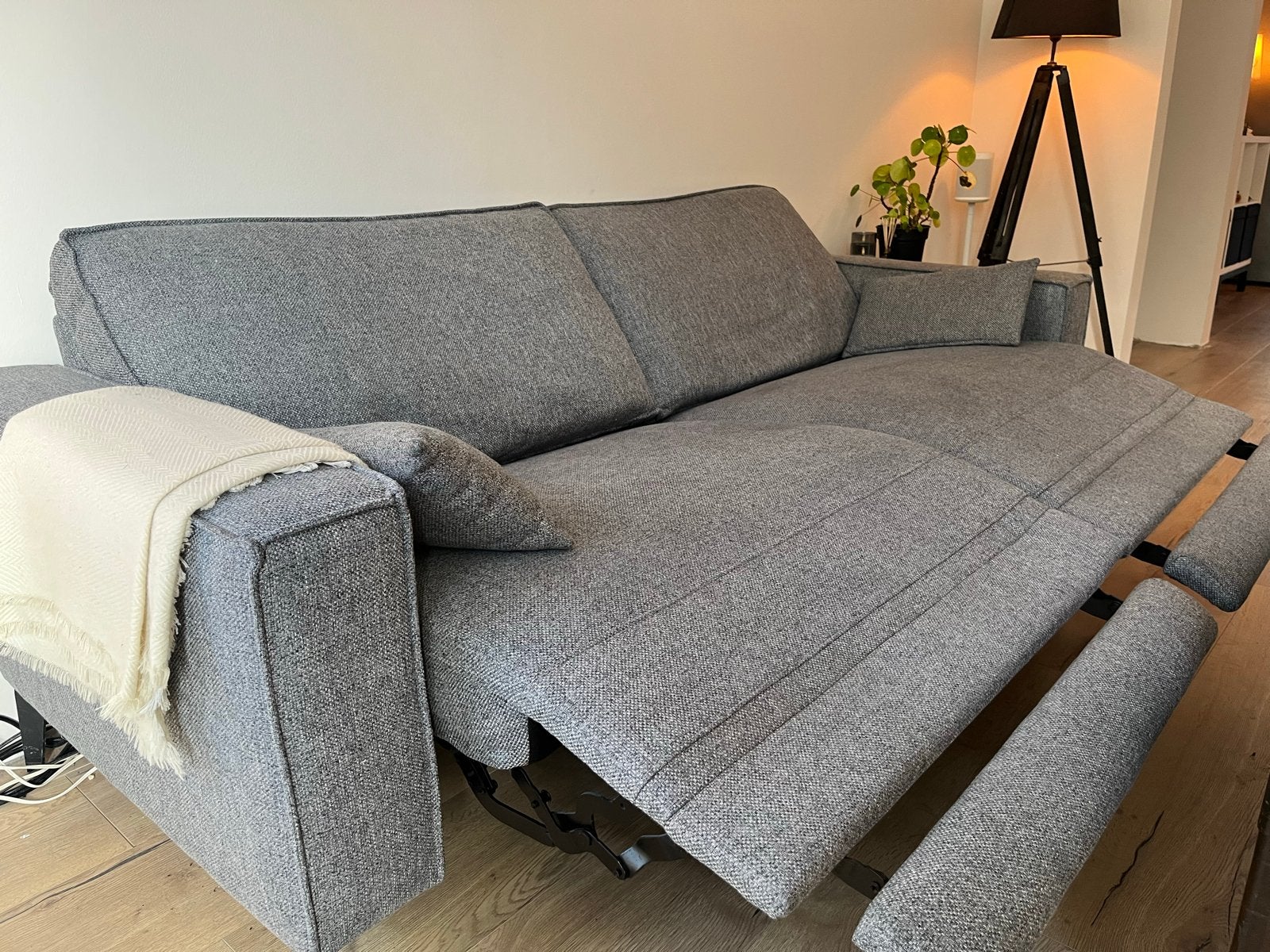 Brouwer Meubelen 2-zitsbank met relaxfunctie - Zo goed als n, 150 tot 200 cm, Tweepersoons, 75 tot 100 cm, Ophalen of Verzenden