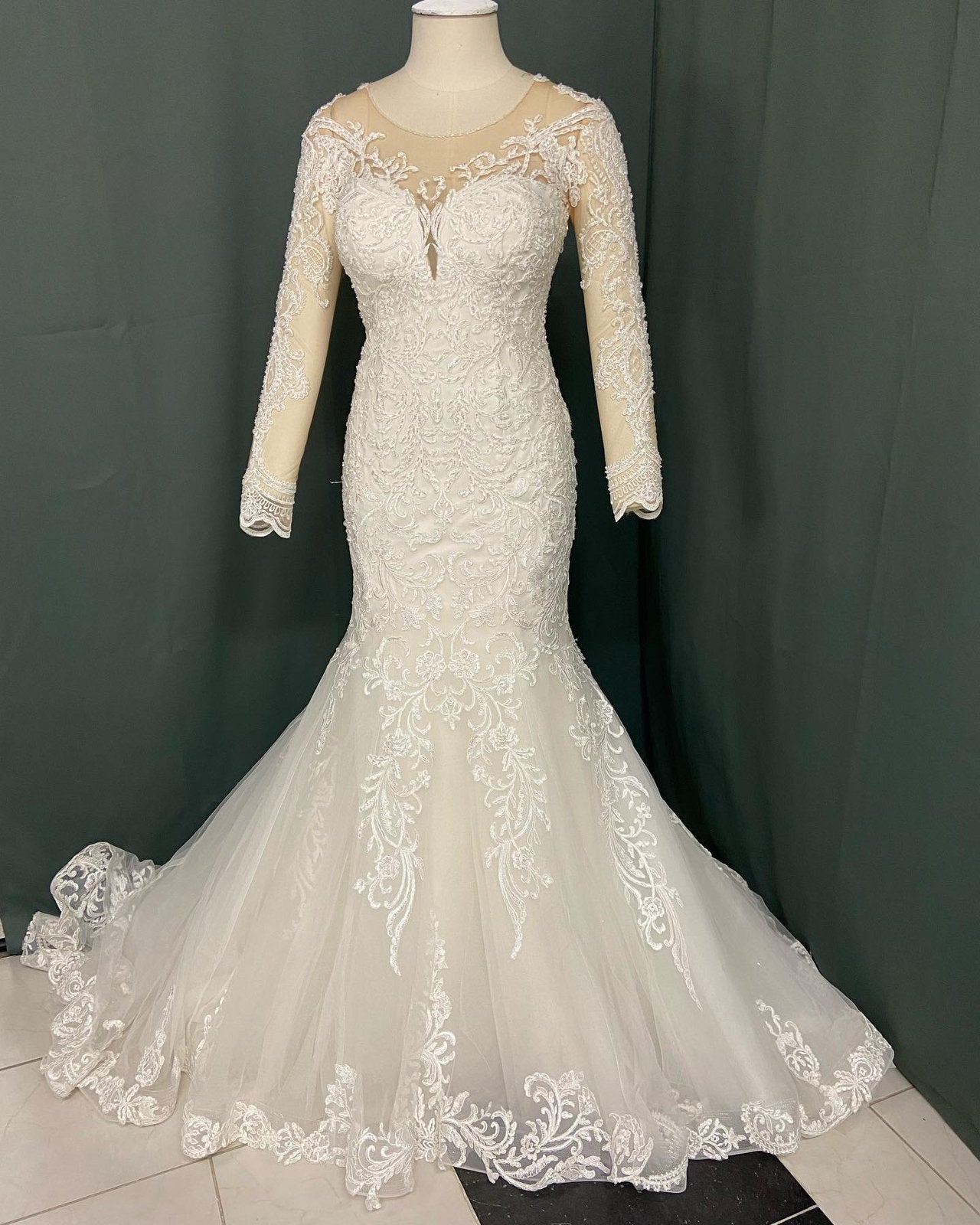 36 maat zeemeermin model bruidsjurk, Kleding | Dames, Trouwkleding en Trouwaccessoires, Ozlem__bahadir@hotmail.com, Ophalen of Verzenden