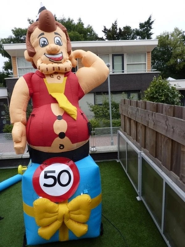 Jarige job opblaasfiguur te koop (afhalen in Julianadorp), Ophalen, Zo goed als nieuw, Verjaardag