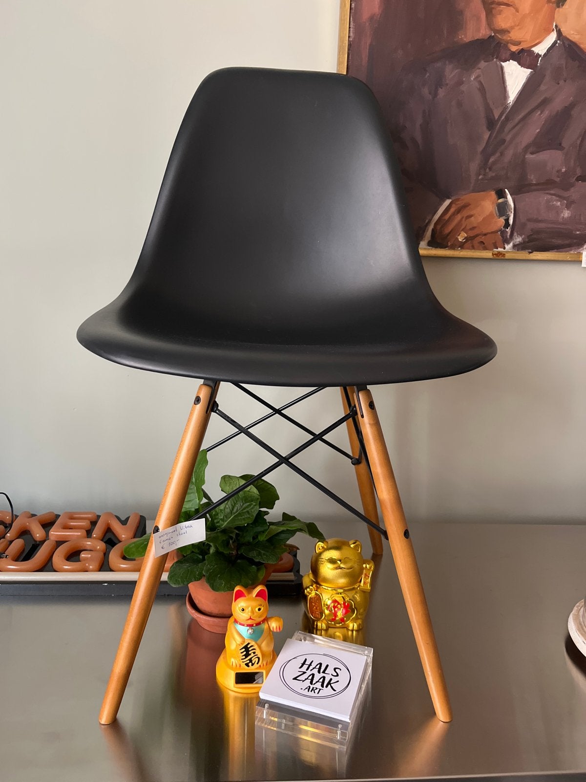 Originele Vitra Eames stoel - Zwart, in zeer goede staat, Ophalen, Zwart, Zo goed als nieuw, Eén
