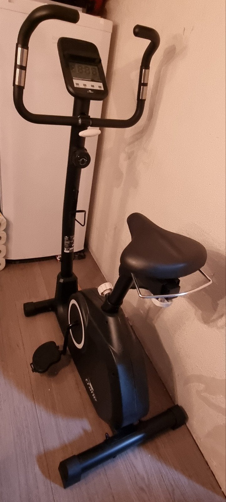 Crane Hometrainer - Zo goed als nieuw, Ophalen, Zo goed als nieuw, Metaal, Benen