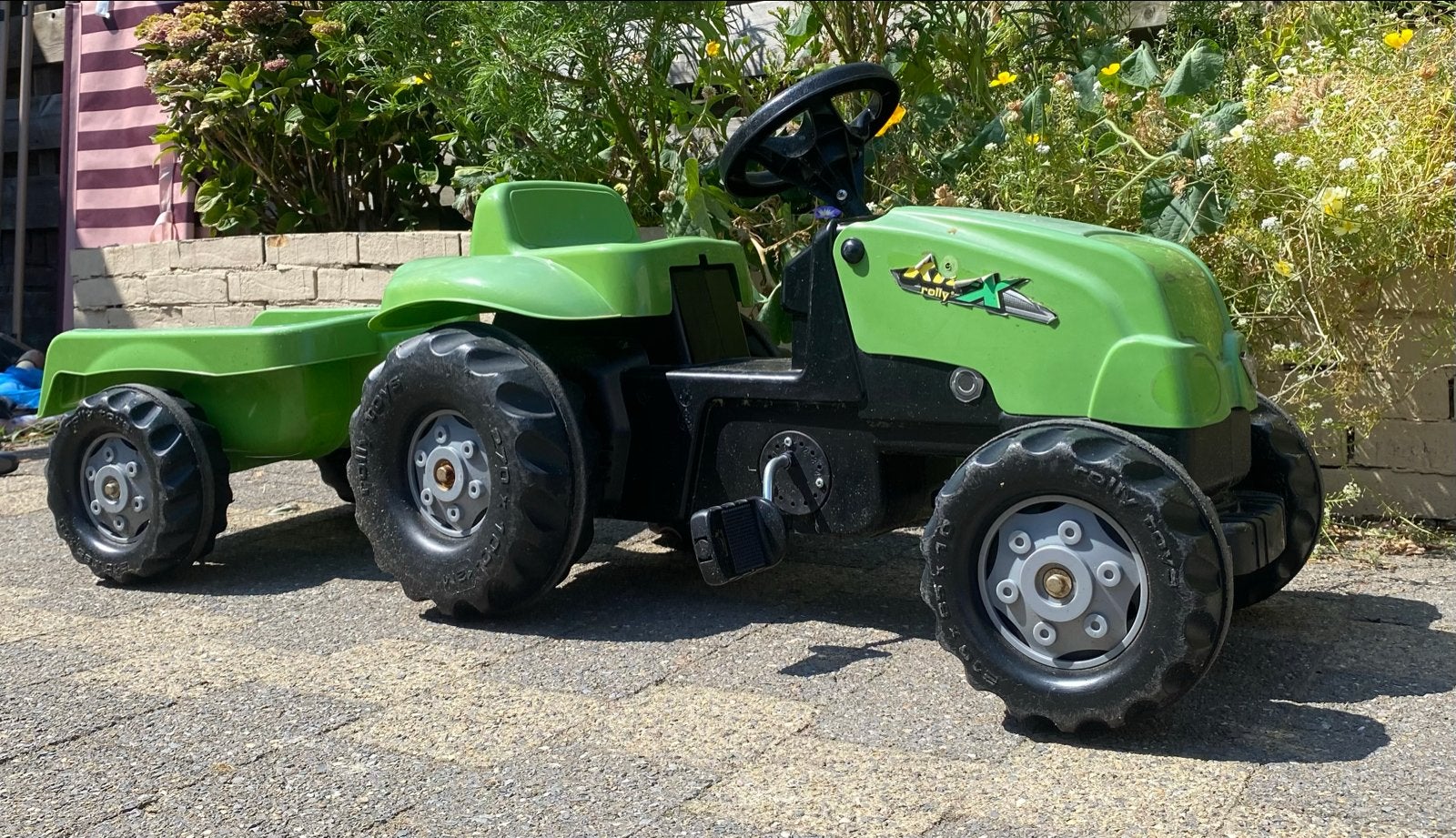 Groene traptractor met aanhanger voor kinderen, Ophalen, Gebruikt, Trapvoertuig