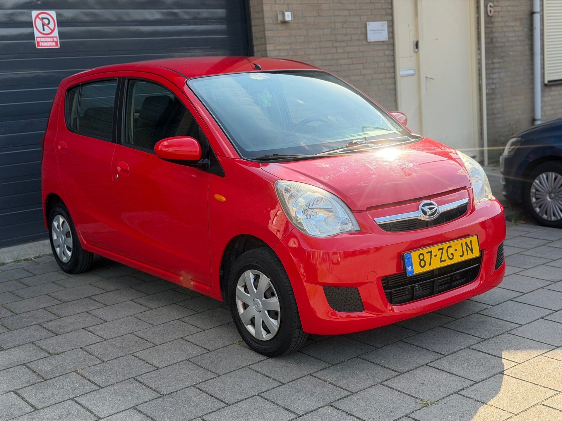 Daihatsu Cuore 1.0 Premium Apk Airco Elekt pakket rijdt goed, Auto's, Daihatsu, Voorwielaandrijving, Stof, 4 stoelen, Cuore