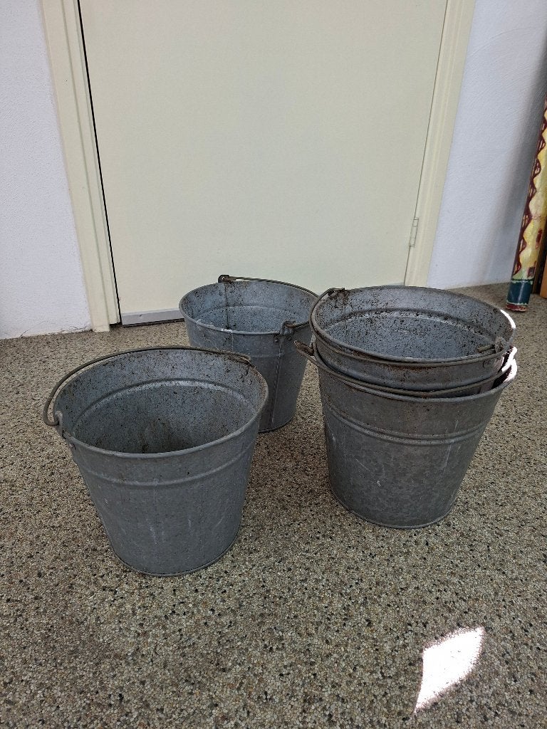 Set van 4 zinken emmers, Tuin en Terras, Ophalen, Gebruikt, Minder dan 30 cm, Minder dan 60 cm