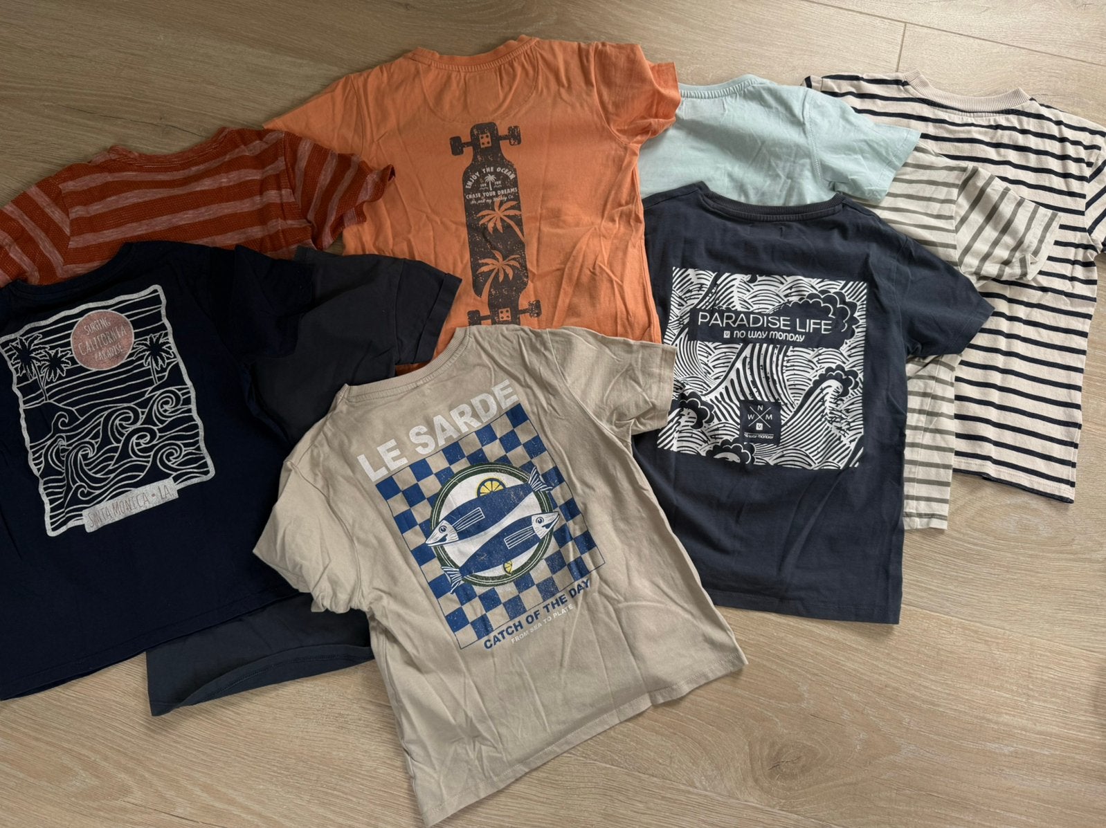 9 shirts 122/128 (Levv, No way monday, Z8, name it, Raizzed), Ophalen of Verzenden, Zo goed als nieuw, Jongen, Shirt of Longsleeve