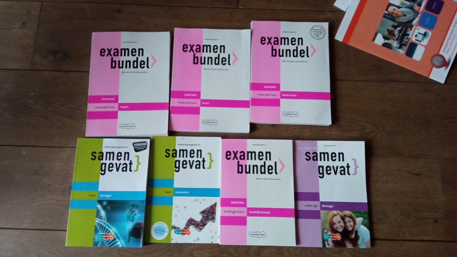 VMBO Examenbundels en Samengevat Boeken, Ophalen of Verzenden, Gelezen, VMBO, Engels