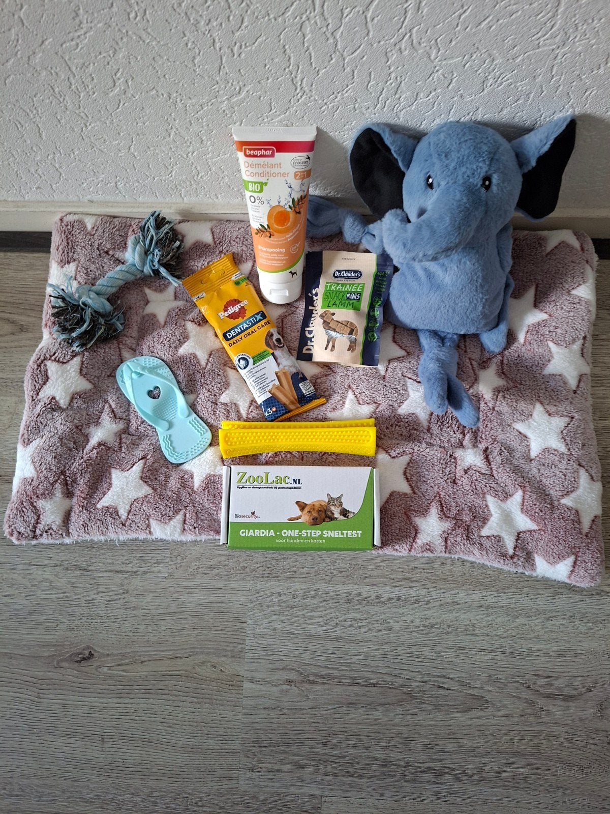 hondenkleed met spullen en giardia test nieuw, Dieren en Toebehoren, Ophalen of Verzenden, Nieuw