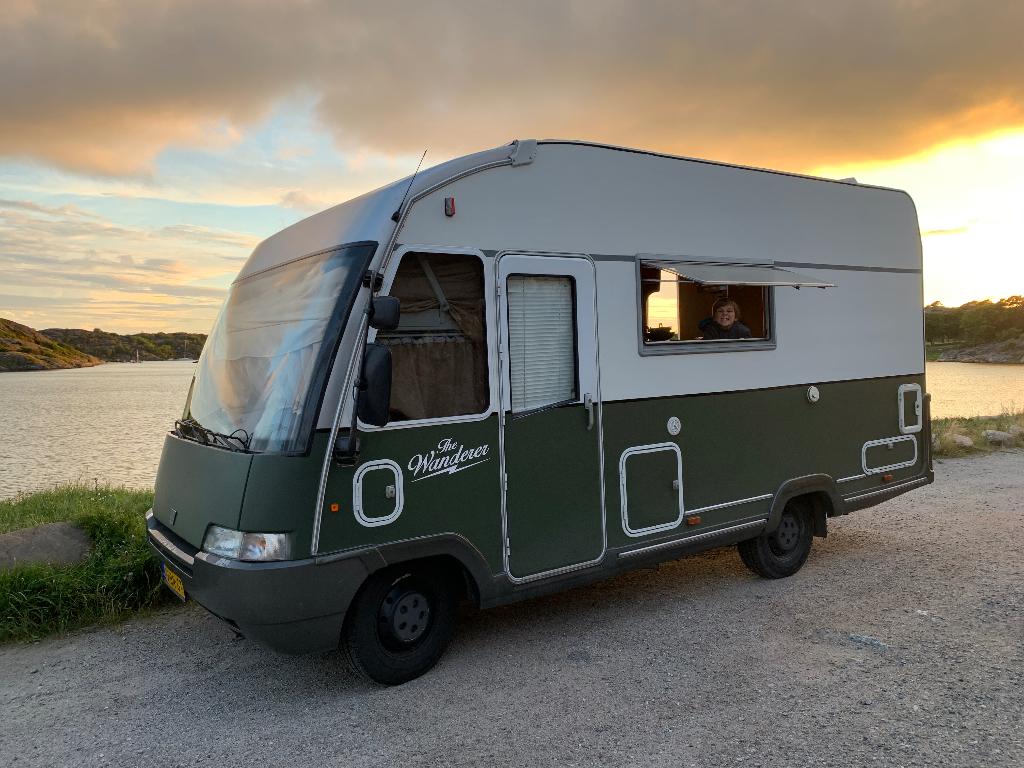Euramobil integraal camper- goed onderhouden- vakantieklaar, Caravans en Kamperen, Campers, Integraal, Luifel, Ringverwarming