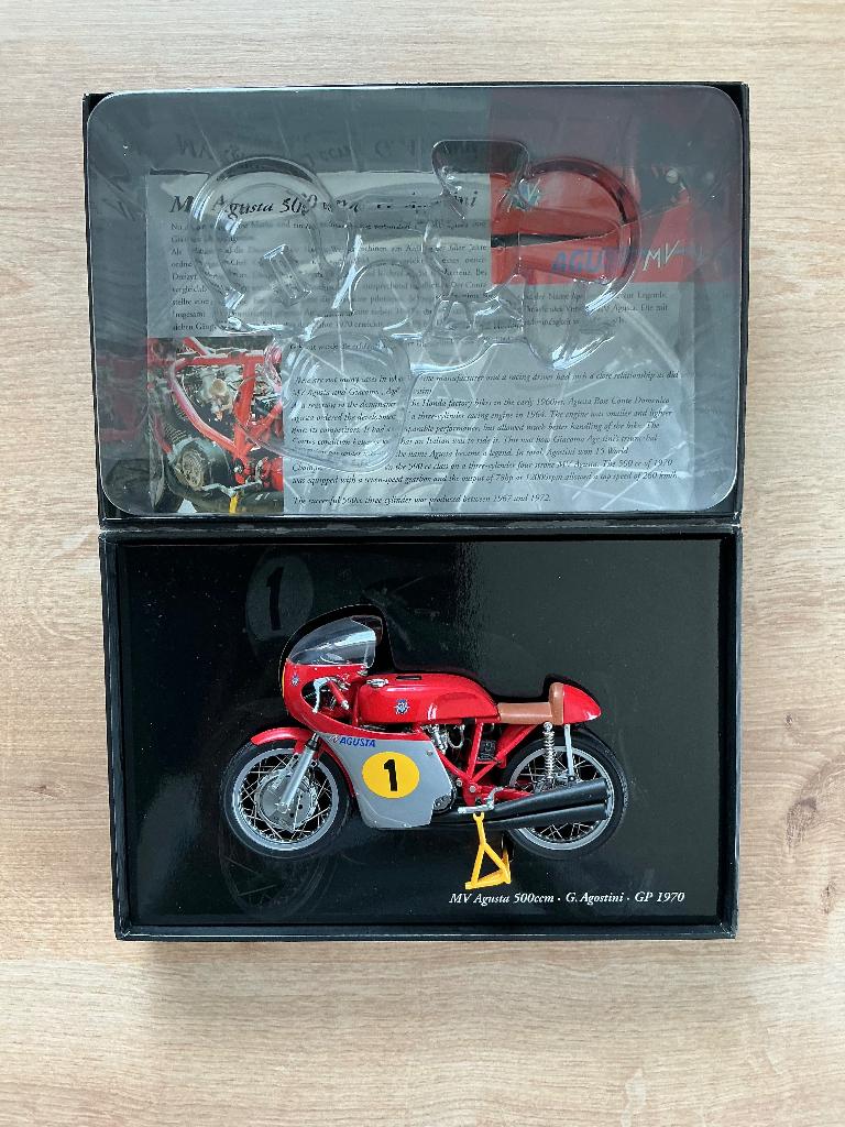 1:12 Minichamps 122700001 Giacomo Agostini MV Agusta 1970, Hobby en Vrije tijd, Modelauto's | 1:5 tot 1:12, Ophalen of Verzenden