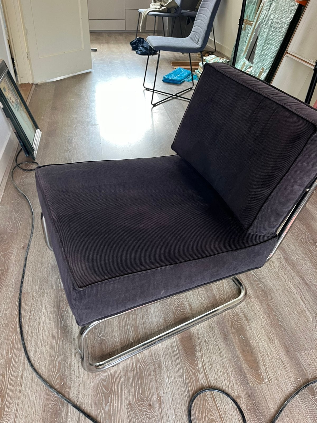 Merk Zuiver Rib fauteuil - Comfortabele ribstof stoel, Ophalen, Zwart, Zo goed als nieuw, Eén