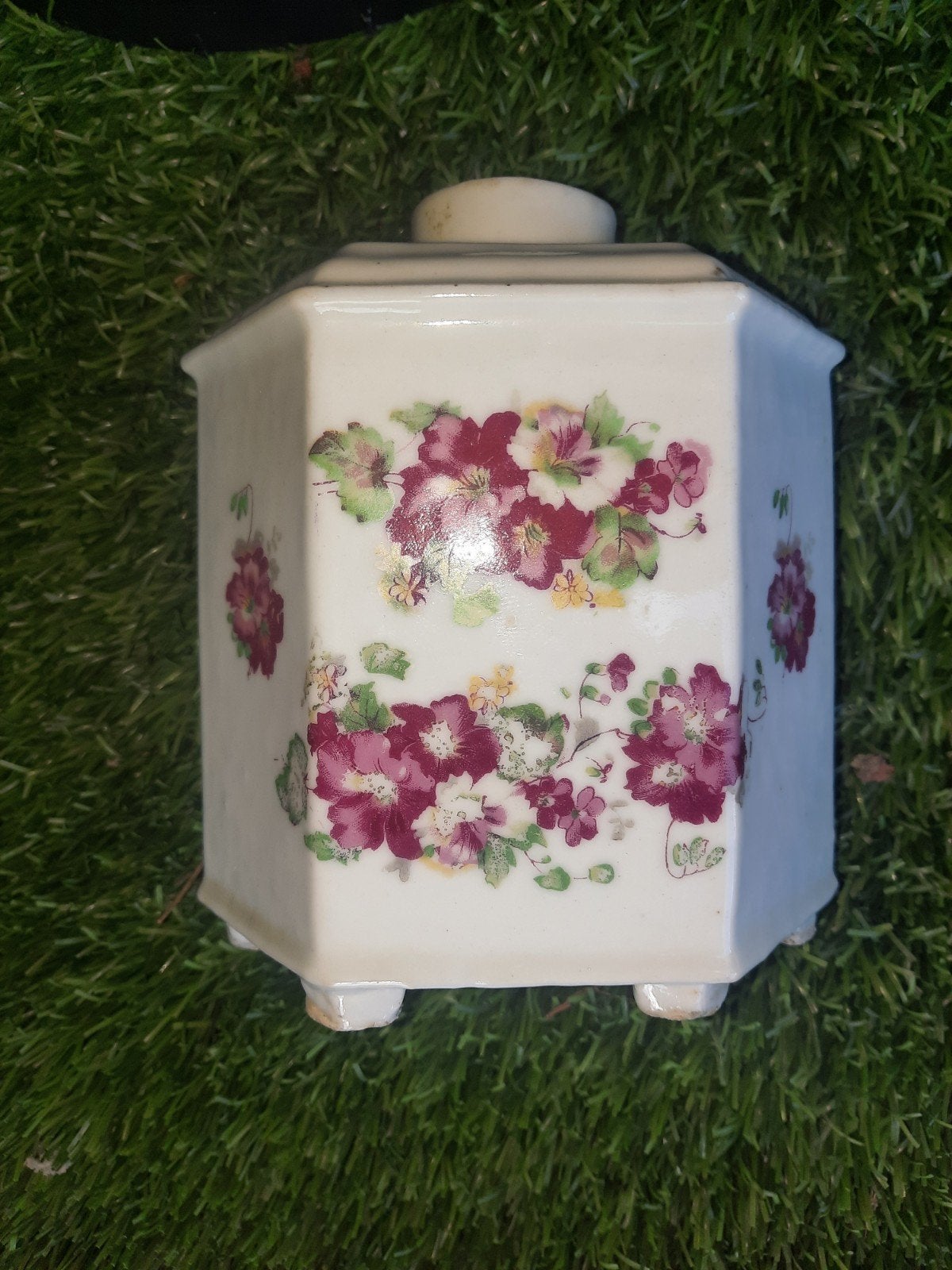 Antieke Chinese theebus met bloemmotief en tekens, Ophalen of Verzenden