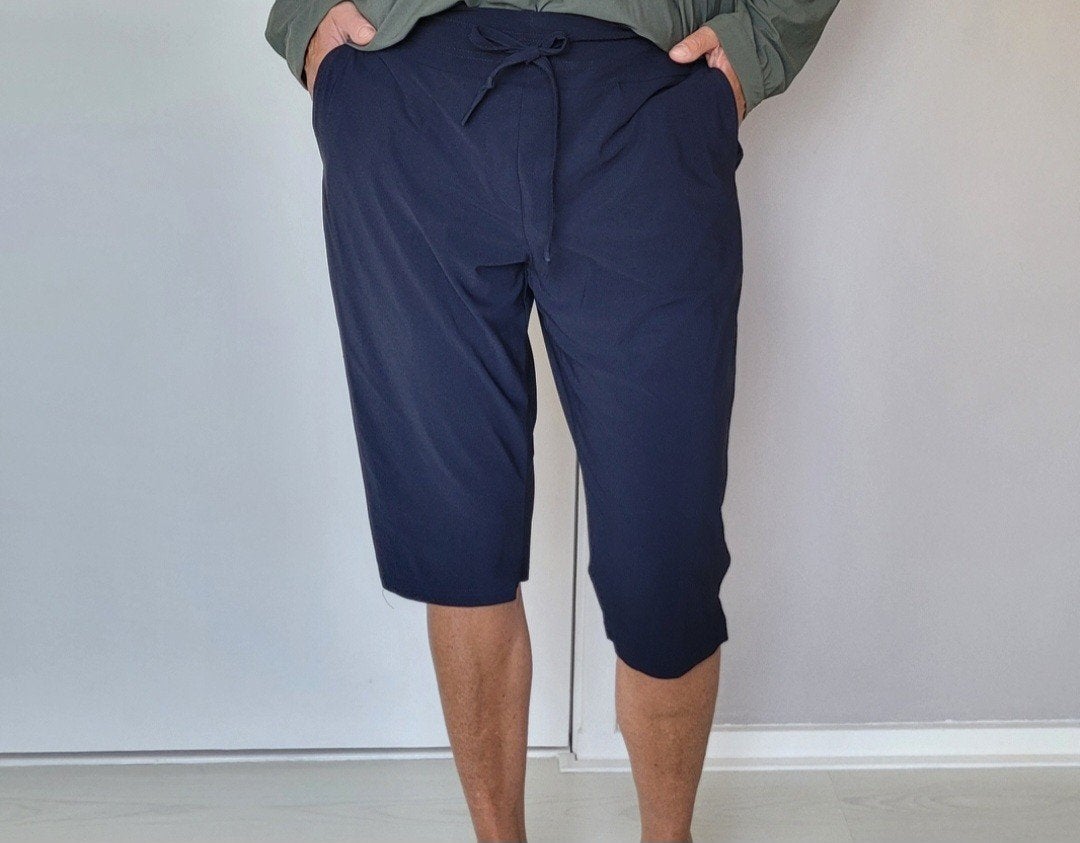 Studio Anneloes Capri broek XL Donkerblauw Travelstof, Studio Anneloes, Maat 46/48 (XL) of groter, Zo goed als nieuw, Driekwart