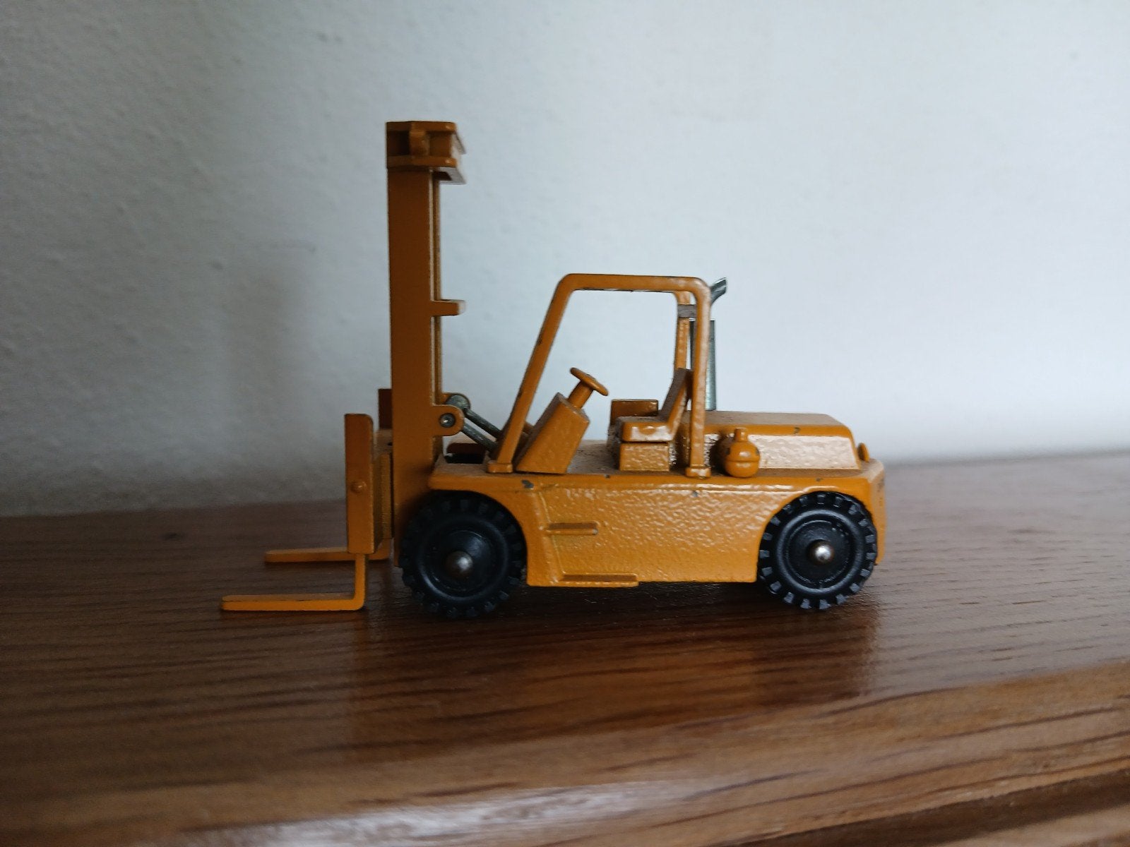 NZG Heftruckje 1:87 - Made in W. Germany, Ophalen of Verzenden, Zo goed als nieuw