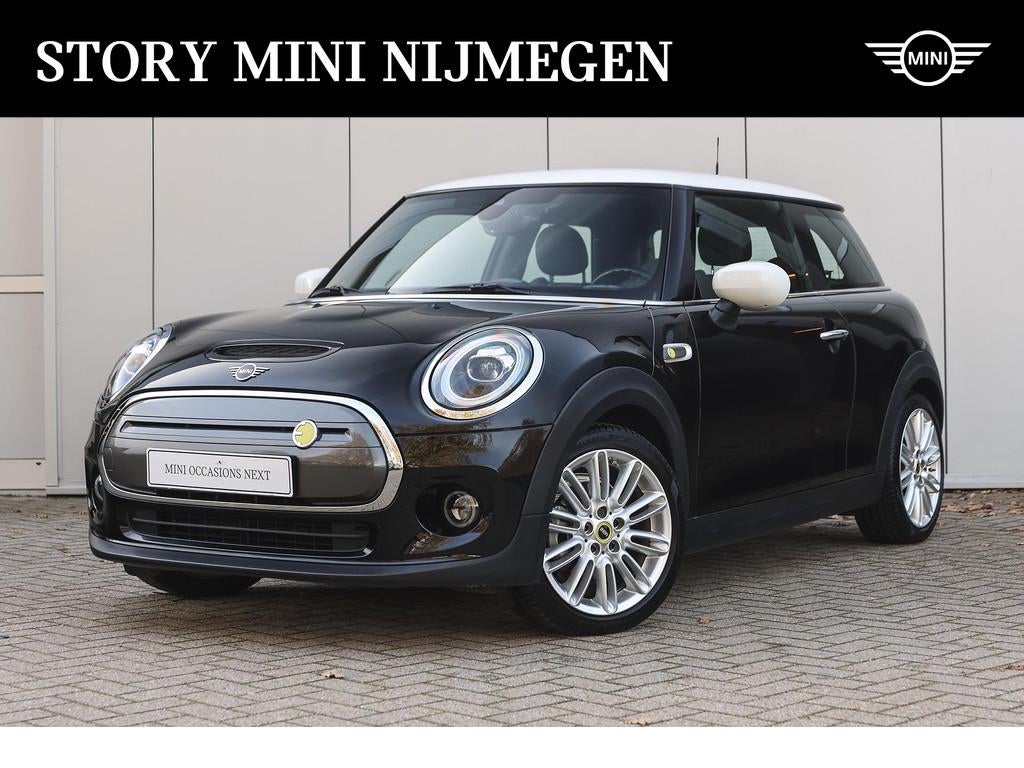 MINI Electric Essential / Sportstoelen / Achteruitrijcamera, 12 maanden, 4 stoelen, Leder en Stof, Automatische klimaatregeling
