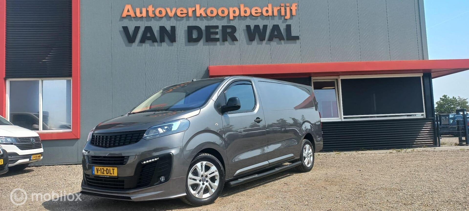 Opel Vivaro bestel 2.0 Diesel 145 L3/IRMSCHER LOOK, Auto's, Voorwielaandrijving, Gebruikt, Euro 6, 4 cilinders