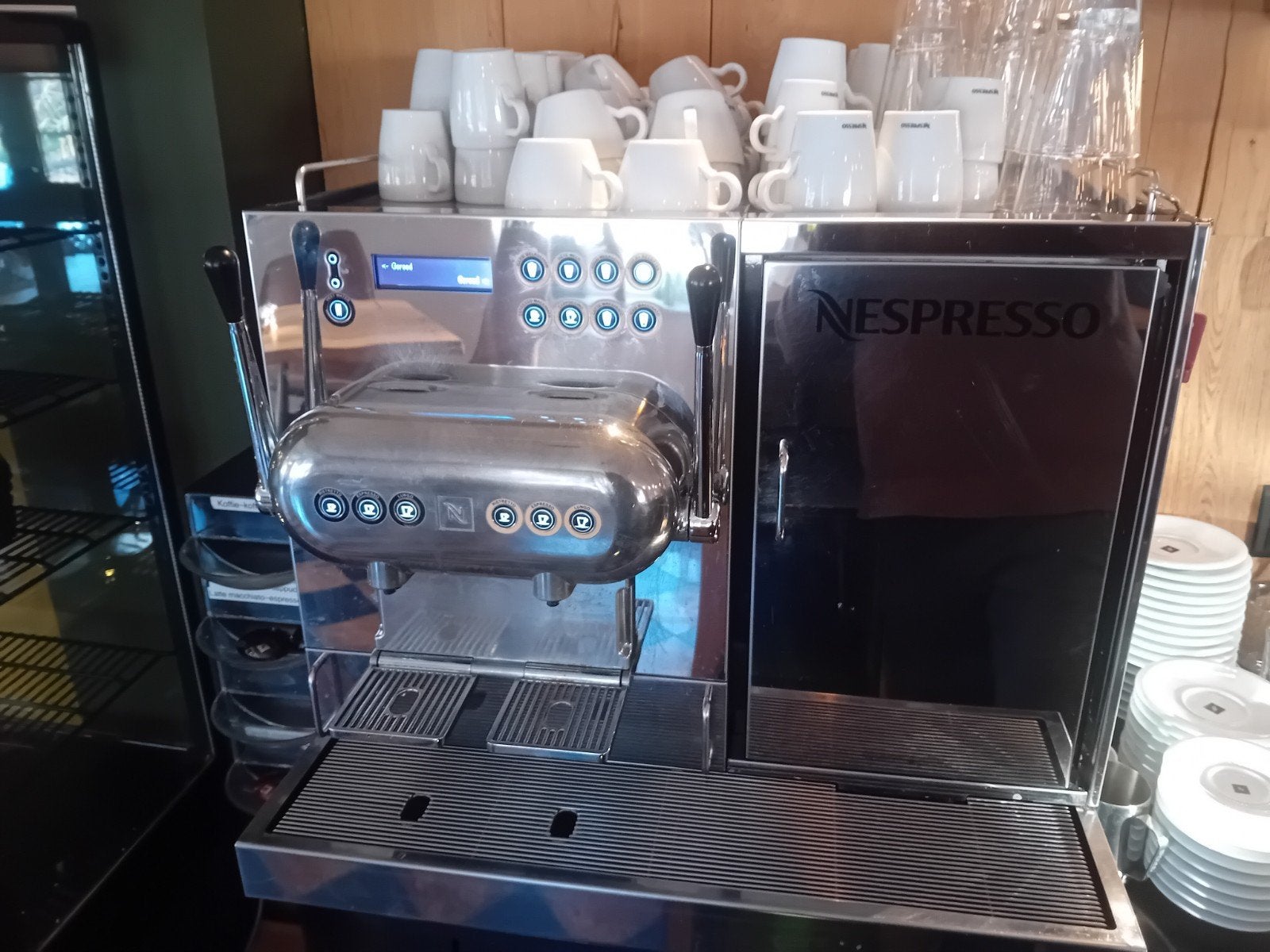 nespresso machine, Ophalen, Gebruikt, Koffie en Espresso