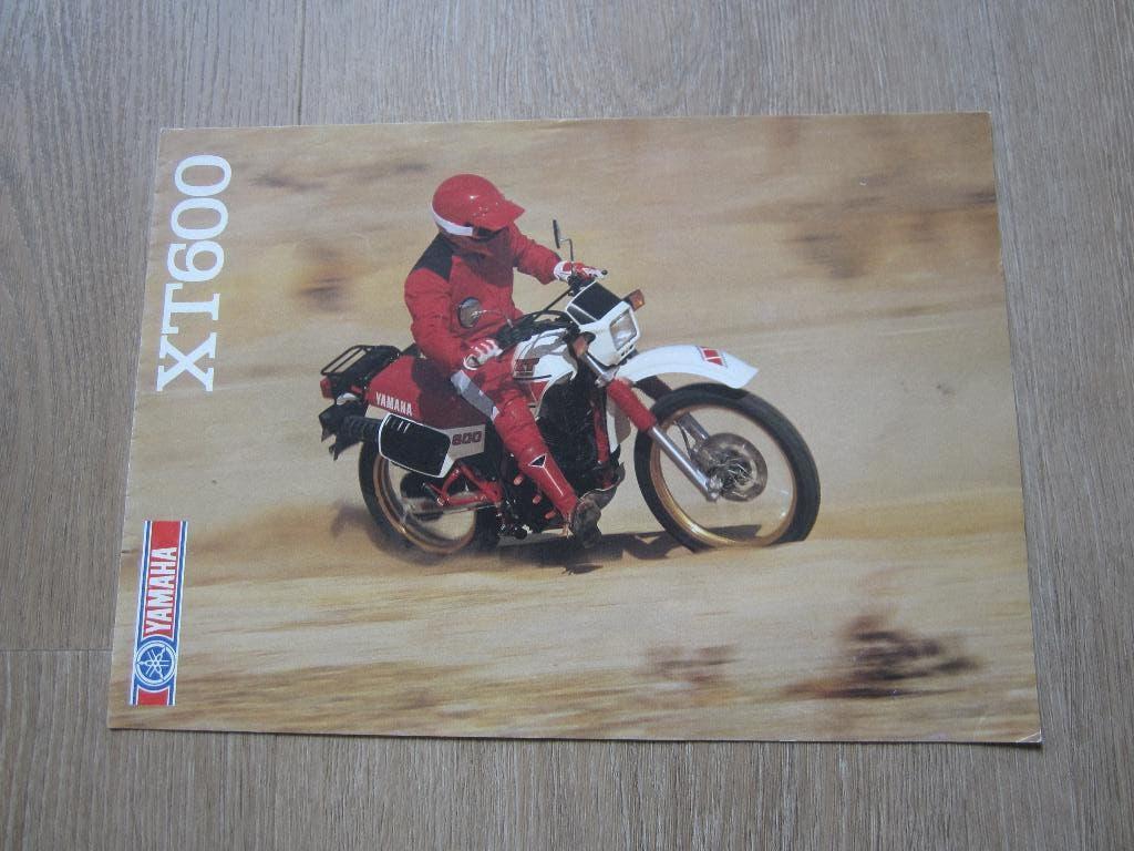 Yamaha XT 600 brochure folder 1984 (2), Motoren, Ophalen of Verzenden, Yamaha