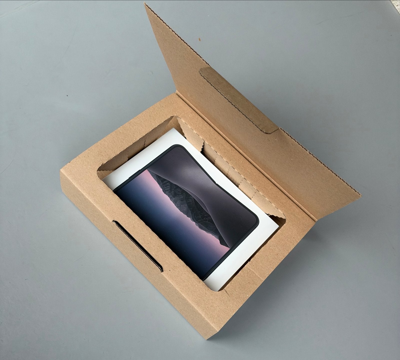 Nieuwe iPhone Duo 256GB Night Sky - Ongeopend, Telecommunicatie, IPhone Duo, Zwart, Nieuw, Zonder simlock