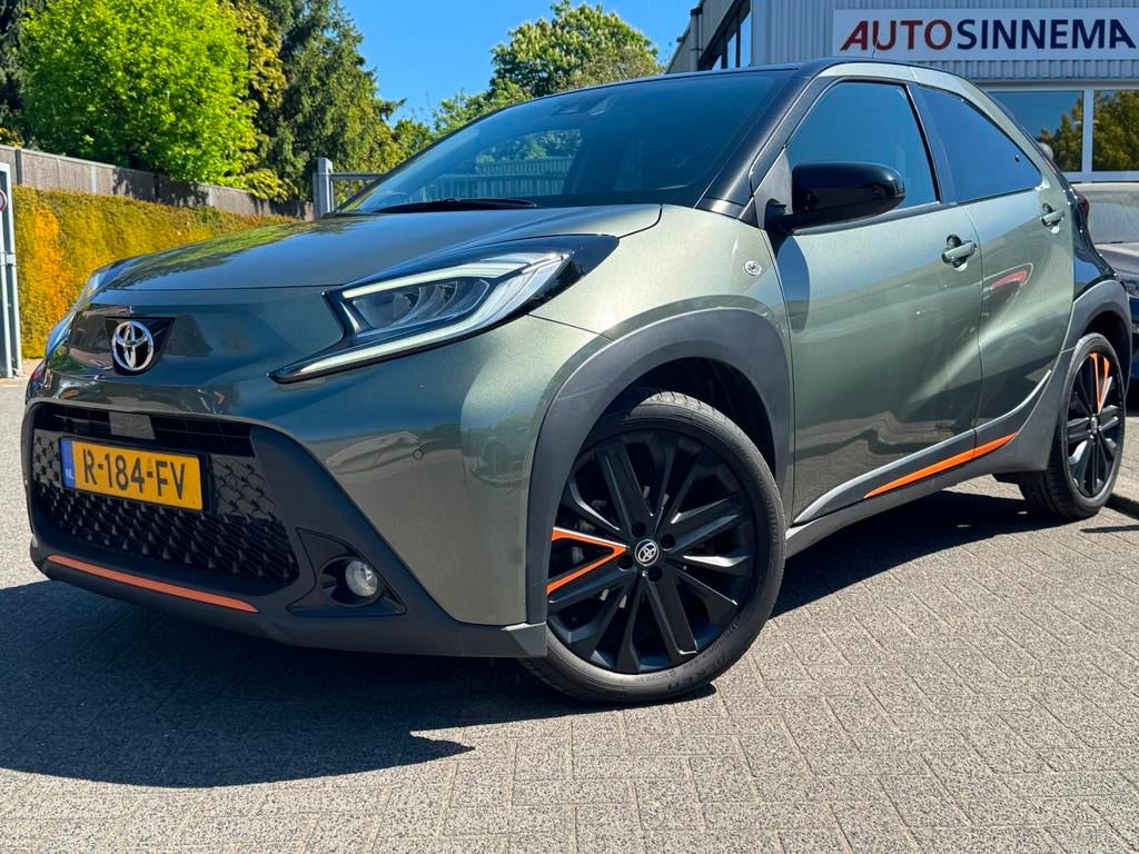 Toyota Aygo X 1.0 VVT-i MT Limited | Stoelverwarming | JBL |, Auto's, Toyota, Voorwielaandrijving, Gebruikt, 4 stoelen, Leder en Stof