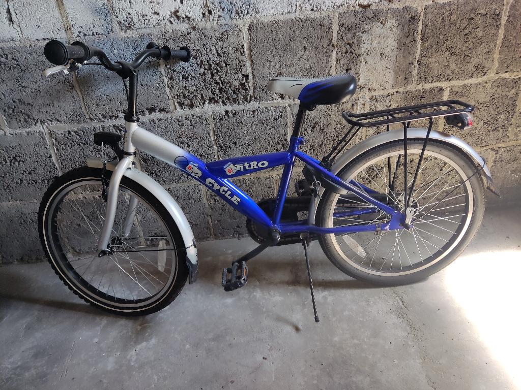 Jongensfiets 22 inch Nitro Blauw, Fietsen en Brommers, Fietsen | Jongens, Ophalen, Terugtraprem, 22 inch, Gebruikt