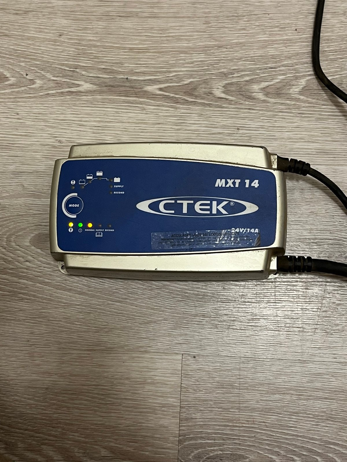 CTEK MXT 14 Acculader 24V/14A - Professionele acculader, Gebruikt, Universele onderdelen