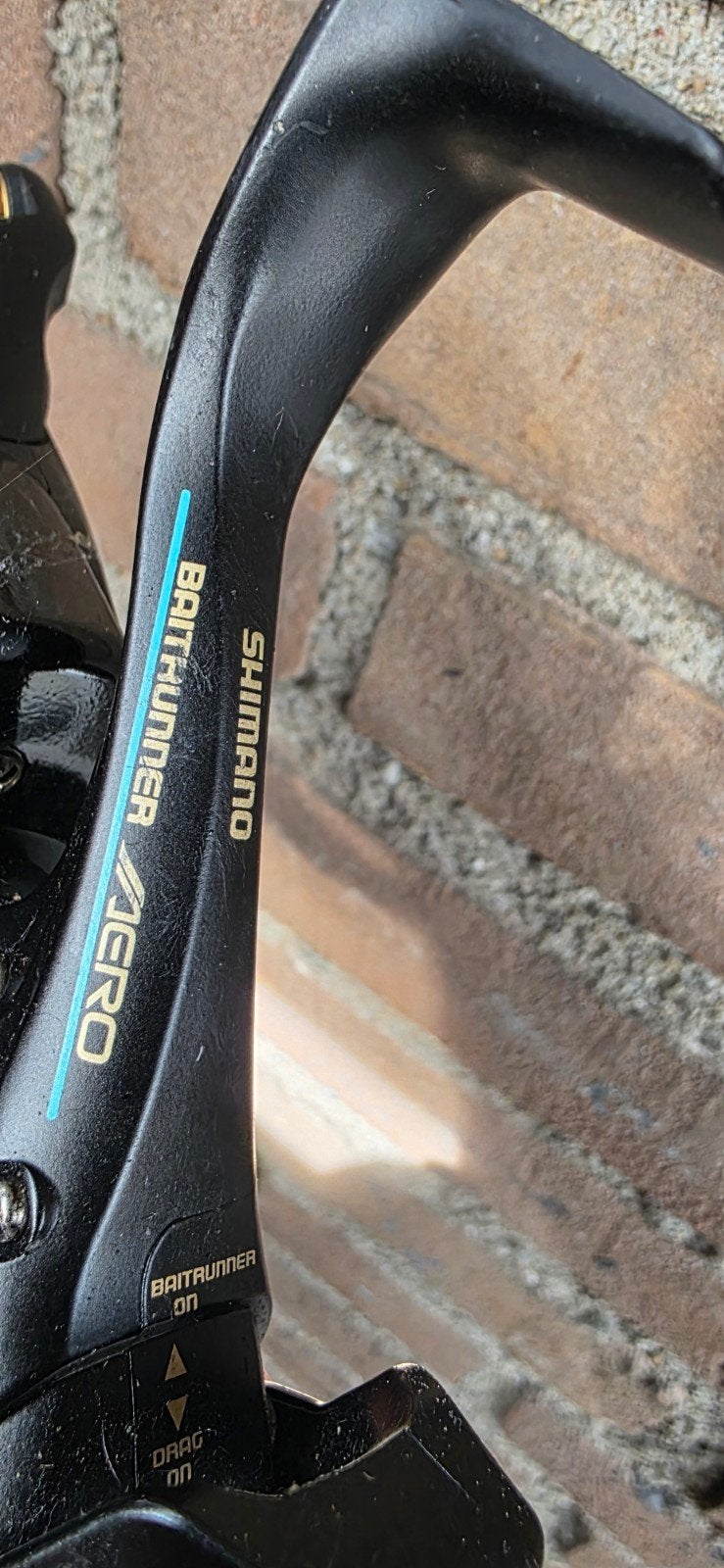 2x Shimano Baitrunner Aero Molens, Ophalen, Gebruikt, Molen