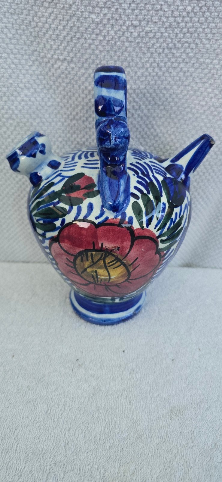 Decoratieve keramische schenkkan met bloemmotief, Antiek en Kunst, Antiek | Keramiek en Aardewerk, Ophalen of Verzenden