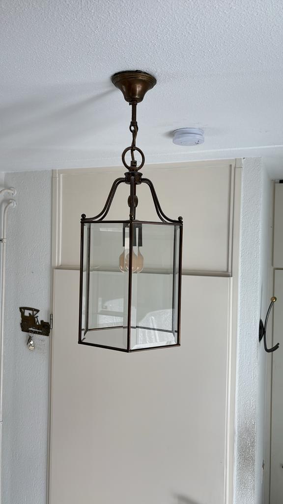 Klassieke hanglamp met glas en metaal, Ophalen, Gebruikt, Glas, 50 tot 75 cm