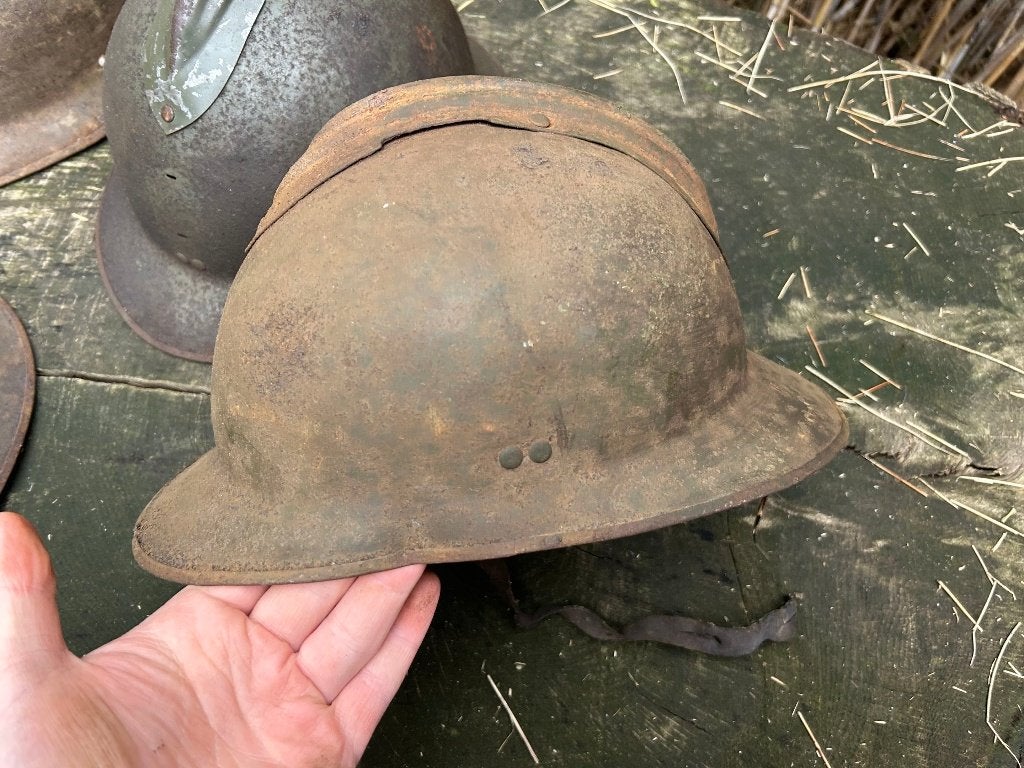 4 Franse helmen WO2, Verzamelen, Ophalen of Verzenden, Overige gebieden, Helm of Baret
