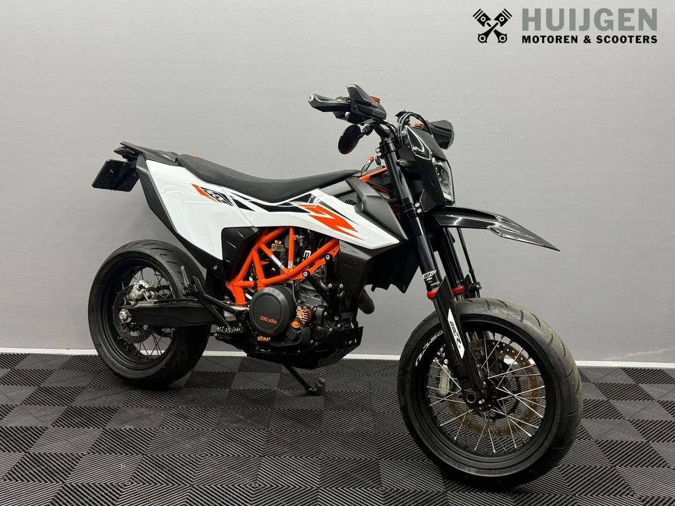 KTM 690 SMC R | Direct rijden A2 kenteken  (bj 2019), Motoren, 693 cc, KTM, Bedrijf, Onbekend