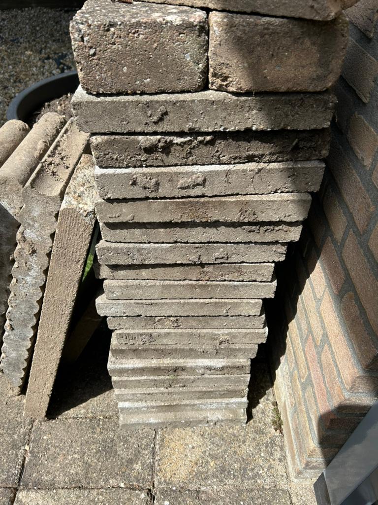 Gratis tegels, Ophalen, Zo goed als nieuw, Beton, Terrastegels