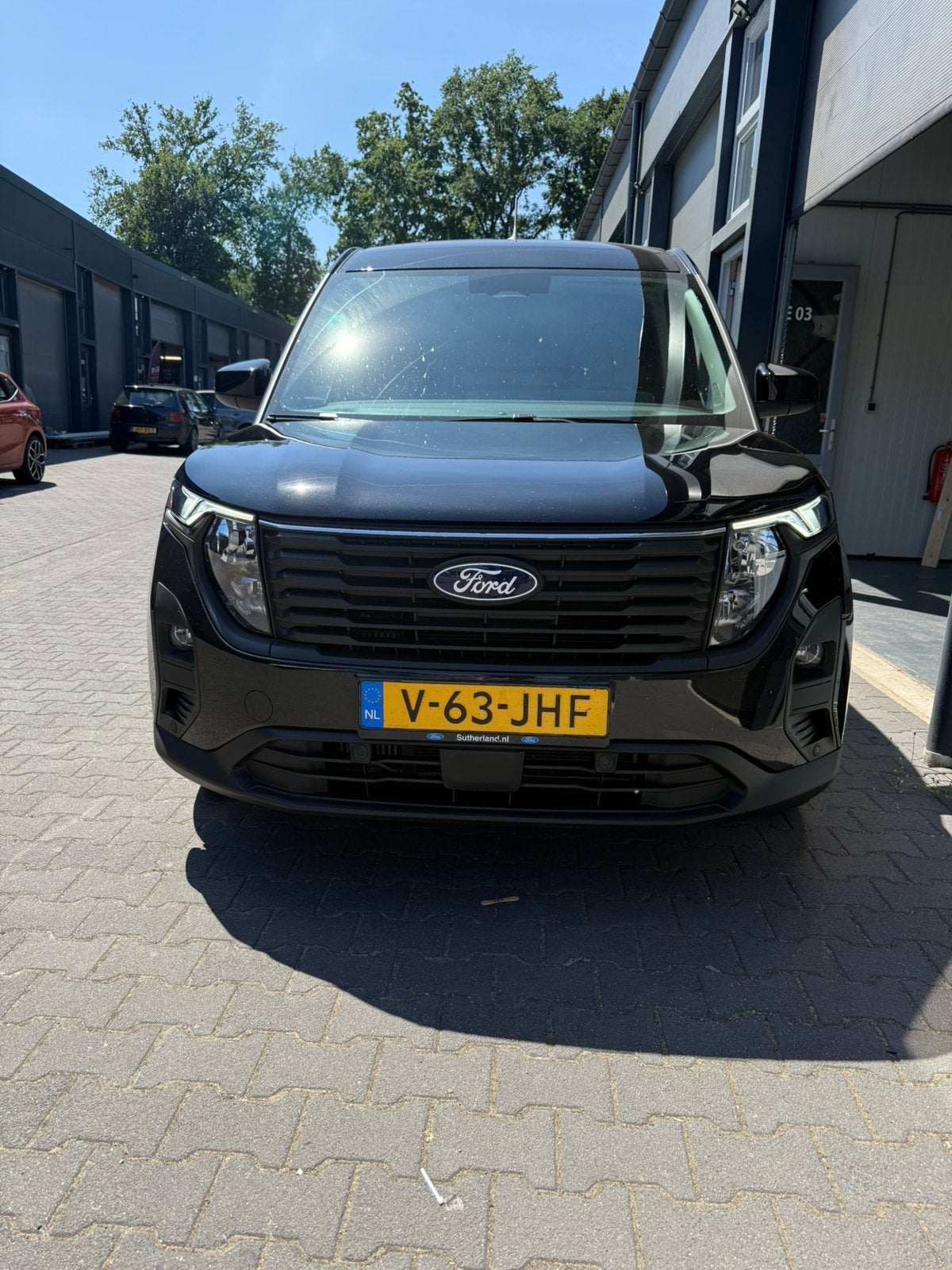 Ford Transit Courier 1.5 100pk 2024 Zwart, Auto's, Voorwielaandrijving, 1263 kg, 4 cilinders, USB